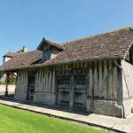 Monuments Historiques à Canapville - Cottage 7